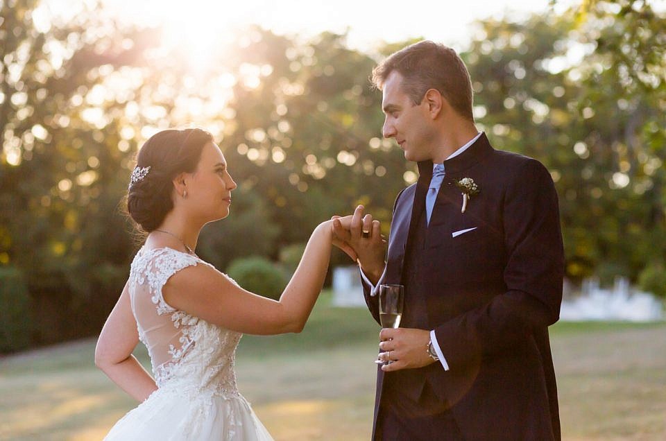 Mariage d’Amandine et Dragan : l’Élégance incarnée !